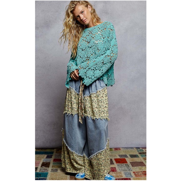 POL Teal Blue Chenille Bell sleeve Scallop hem Semi Sheer Top - Picture 4 of 5